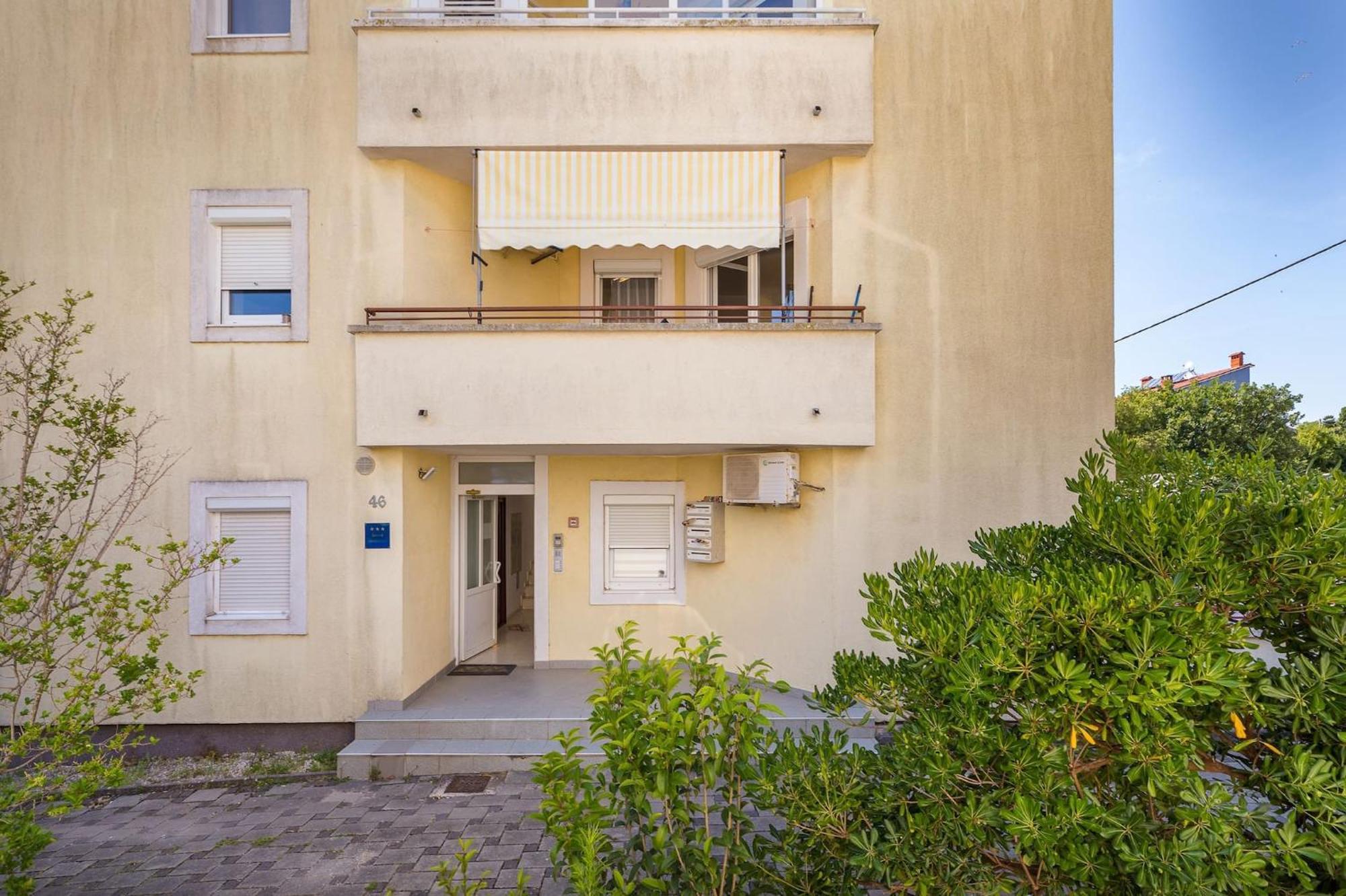 Apartment Stellina Stinjan Bagian luar foto