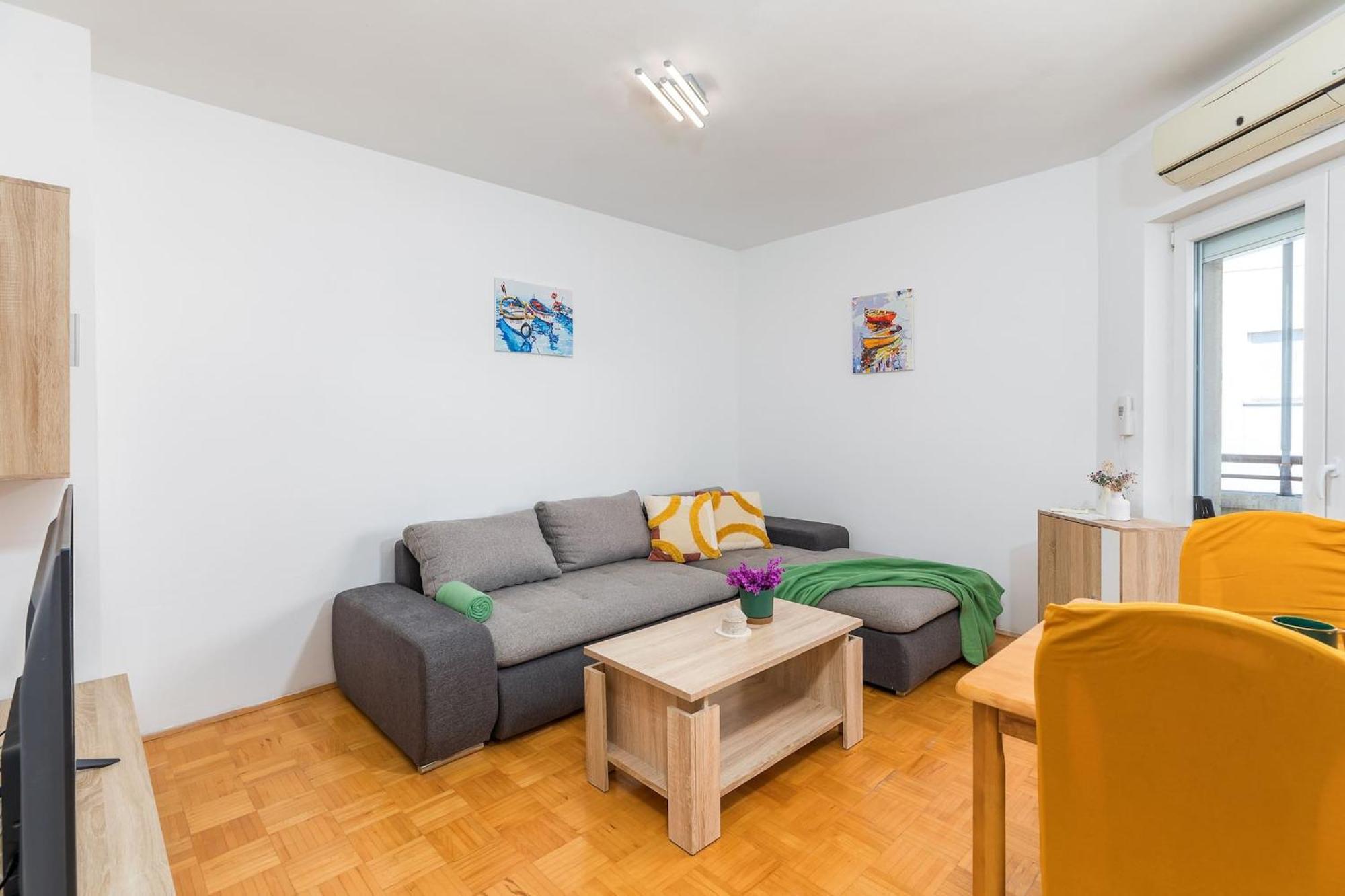 Apartment Stellina Stinjan Bagian luar foto